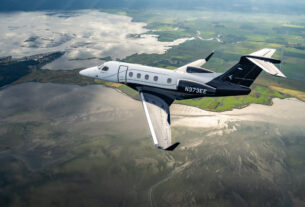 Embraer Phenom 300EV