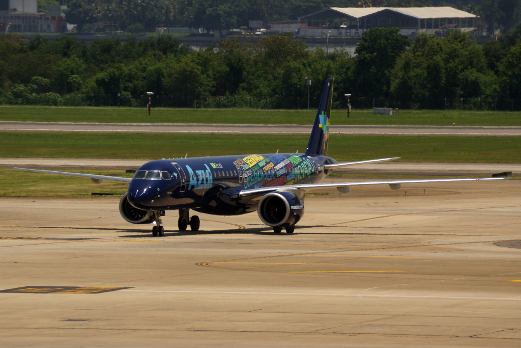 Embraer 195E2 da Azul (foto: Daniel R.Carneiro / DRC Imagem)