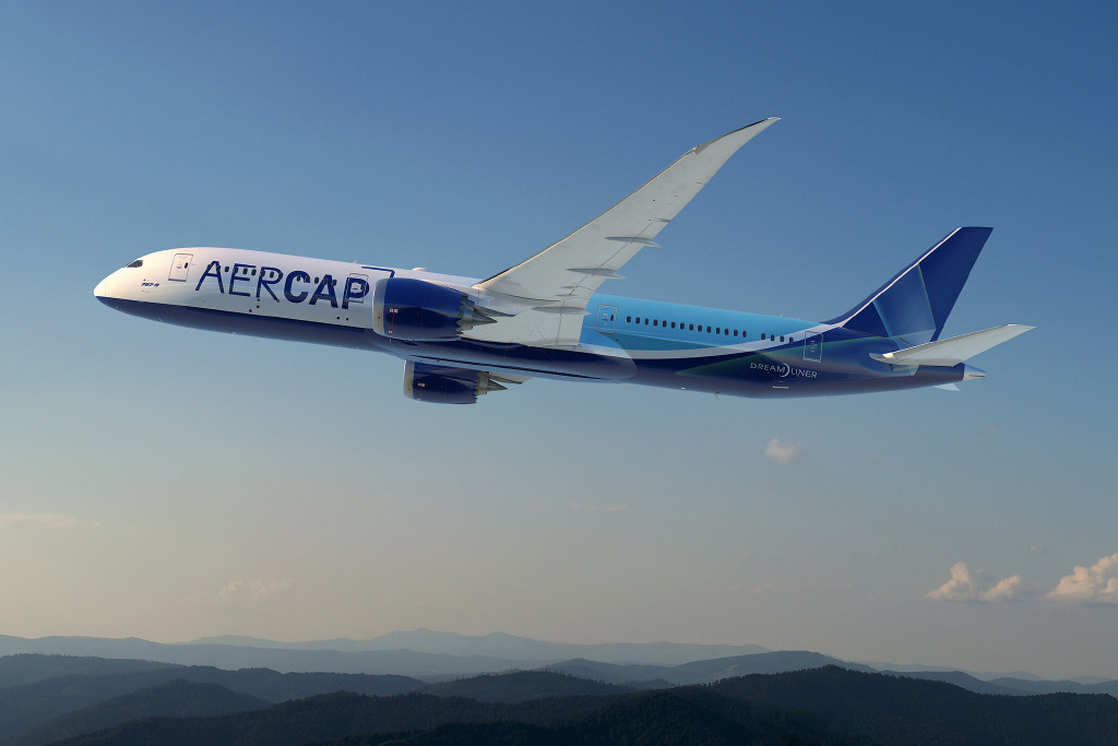 Boeing 787 nas cores da AirCap