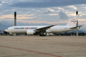 Boeing 777-200F da CMA CGM Air Cargo (foto: Leonardo Ferreira)