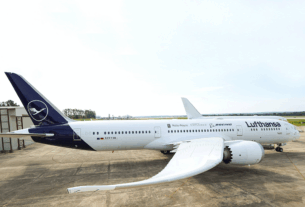 Boeing 787-9 EcoDemonstrator