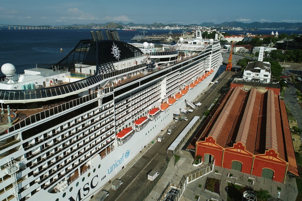 MSC Musica no Rio de Janeiro (foto: Daniel R.Carneiro / DRC Imagem)