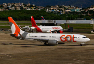 Boeing 737-800 da GOL e Airbus A320 da Avianca, empresas do Grupo ABRA (foto: Daniel R.Carneiro / DRC Imagem)