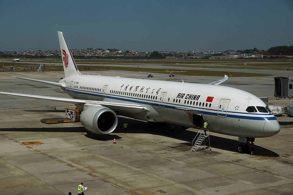 Boeing 787-9 da Air China em Guarulhos (foto: Daniel R.Carneiro / DRC Imagem)