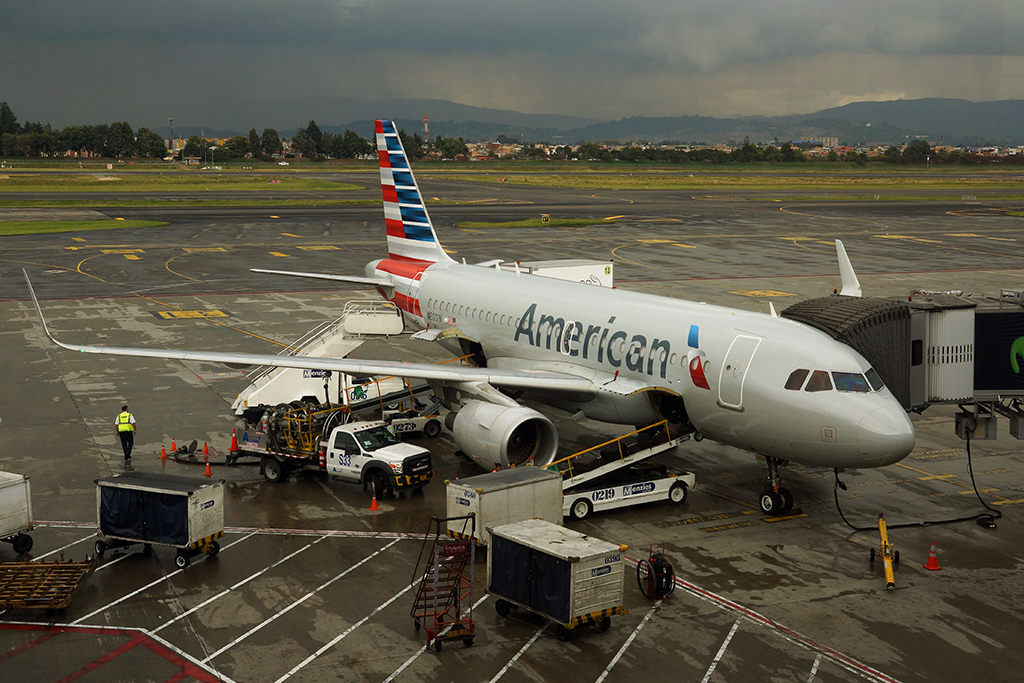 Airbus A319 da American (foto: Daniel R.Carneiro / DRC Imagem)