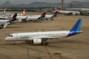 E190-E2 da Placar Linhas Aéreas (foto: Daniel R.Carneiro / DRC Imagem)