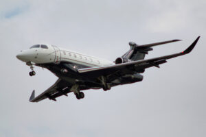 Jato executivo Praetor 500 (foto: Daniel R.Carneiro / DRC Imagem)