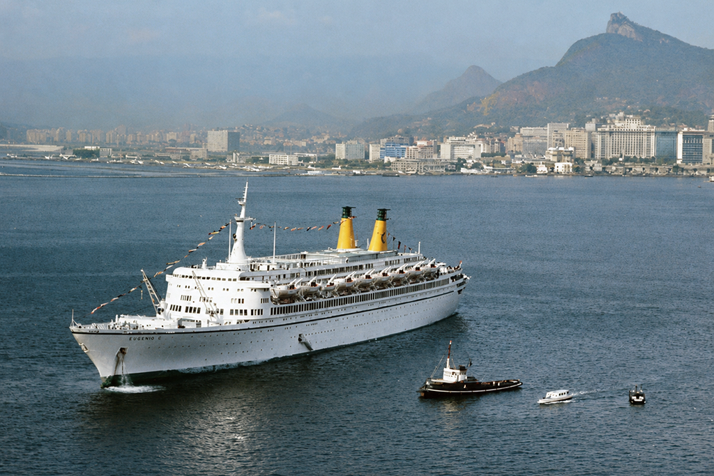 Eugenio C na Baía de Guanabara, Rio de Janeiro (foto: Costa Crociere)