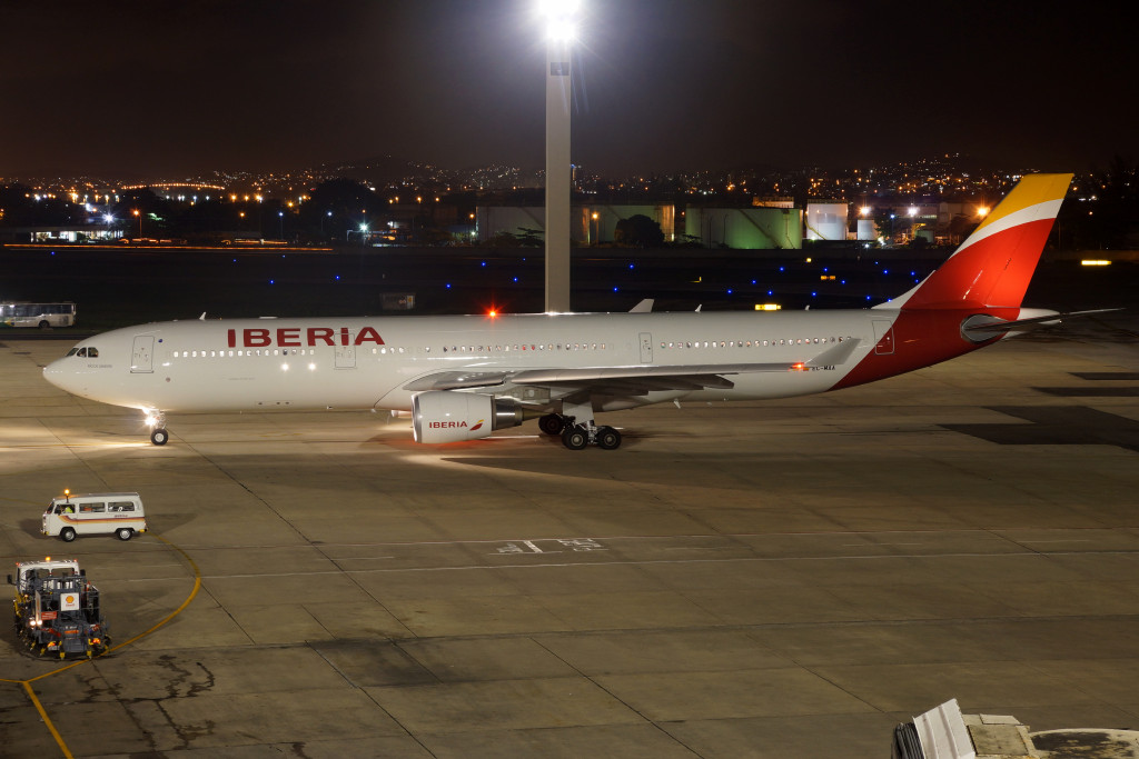 Airbus A330-300 da Iberia no Galeão (foto: Daniel R.Carneiro / DRC Imagem)