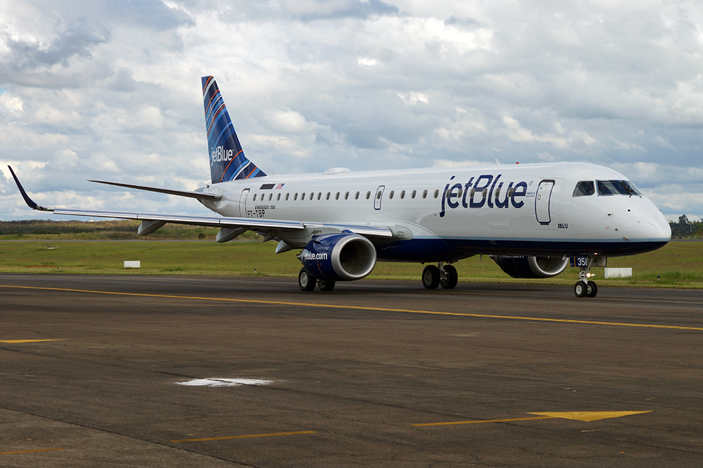 Embraer 190 da JetBlue (foto: Daniel R.Carneiro / DRC Imagem)