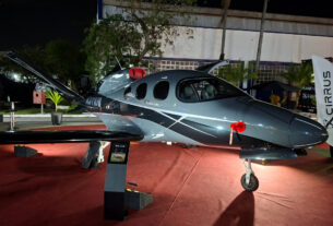 Cirrus Vision Jet (foto: Daniel R.Carneiro / DRC Imagem)