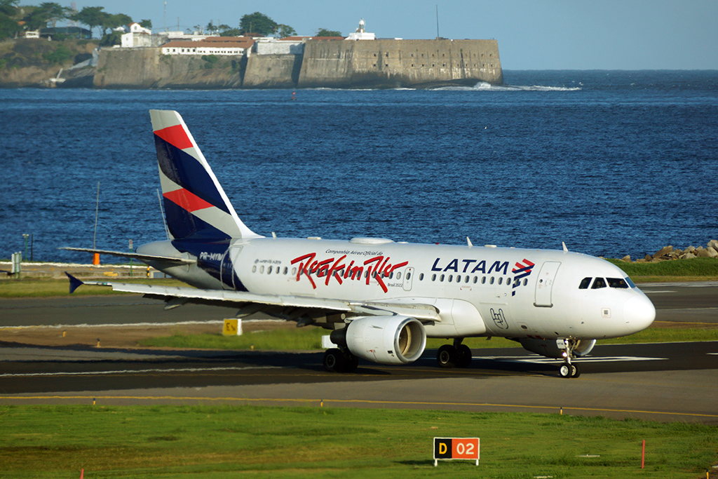 LATAM Airbus A319 Rock In Rio (foto: Daniel R.Carneiro / DRC Imagem)