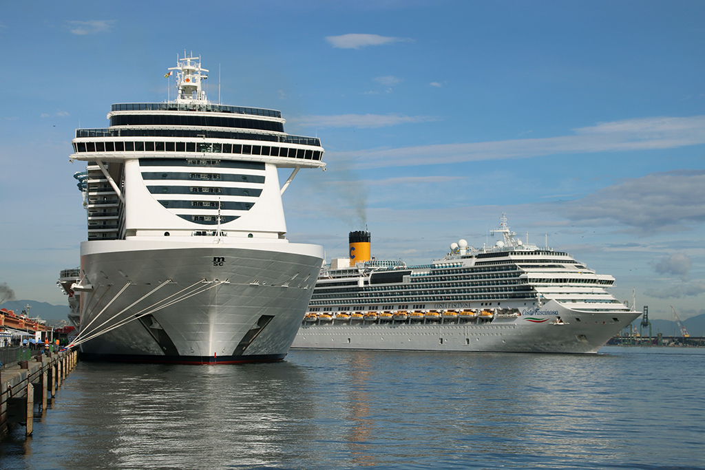 Navios no Pier Mauá, Rio de Janeiro (Daniel R.Carneiro / DRC Imagem)
