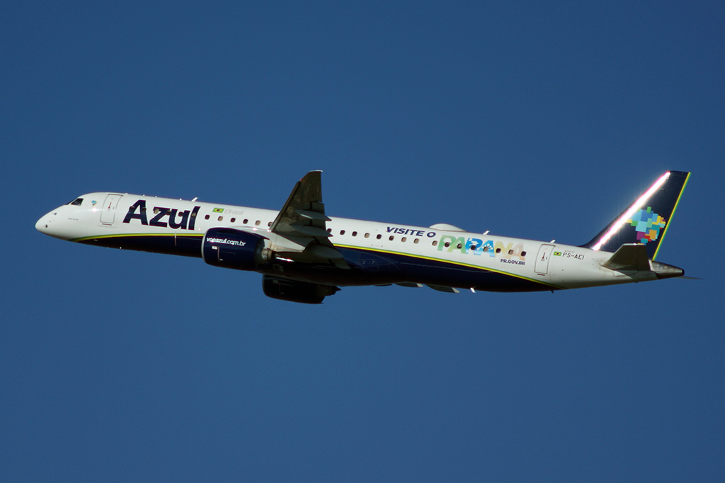 Embraer 195-E2 da Azul (foto: Daniel R.Carneiro / DRC Imagem)