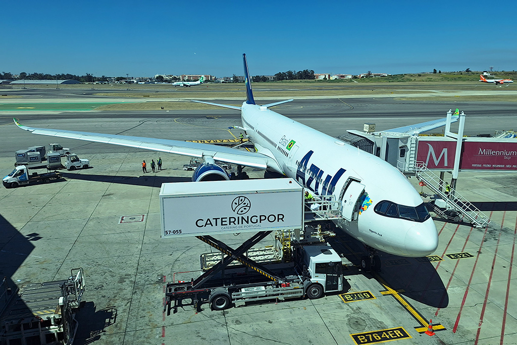 Airbus A330-900neo da Azul em Lisboa (foto: Daniel R.Carneiro / DRC Imagem)