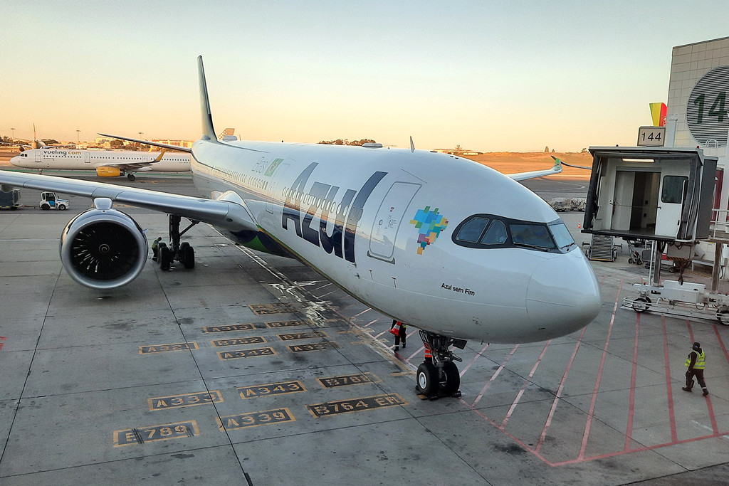 Airbus A330-900neo da Azul em Lisboa (foto: Daniel R.Carneiro / DRC Imagem)