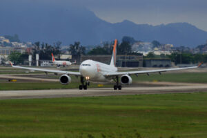 Airbus A330-200 EC-MAJ da Wamos Air nas cores da GOL (foto: Daniel R.Carneiro / DRC Imagem)