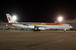 Airbus A340-300 da Iberia no Galeão, Rio de Janeiro (foto: Daniel R.Carneiro / DRC Imagem)