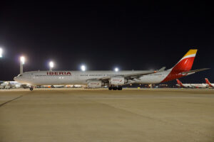 Airbus A340-600 da Iberia no Galeão, Rio de Janeiro (foto: Daniel R.Carneiro / DRC Imagem)