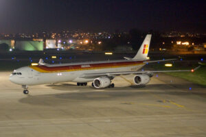 Airbus A340-600 da Iberia no Galeão, Rio de Janeiro (foto: Daniel R.Carneiro / DRC Imagem)