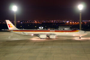 Airbus A340-600 da Iberia no Galeão, Rio de Janeiro (foto: Daniel R.Carneiro / DRC Imagem)