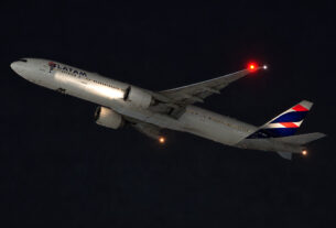 Boeing 777-300 da LATAM (foto: Daniel R.Carneiro / DRC Imagem)