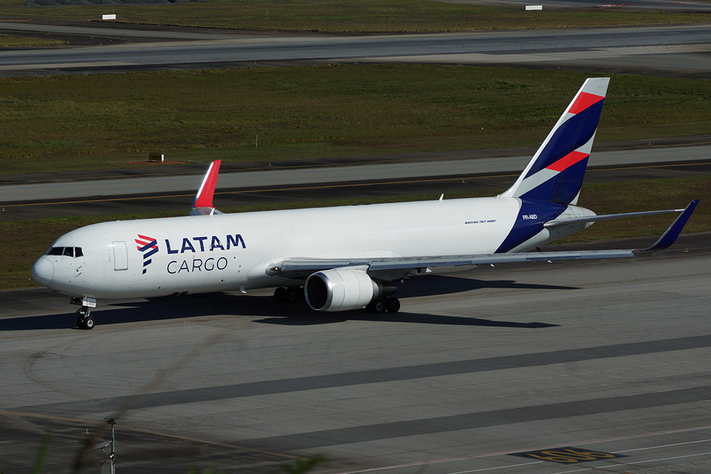 Boeing 767-300F da LATAM (foto: Daniel R.Carneiro / DRC Imagem)