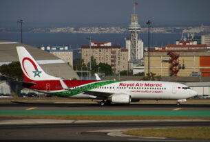 Boeing 737-800 da Royal Air Maroc em Lisboa (foto: Daniel R.Carneiro / DRC Imagem)