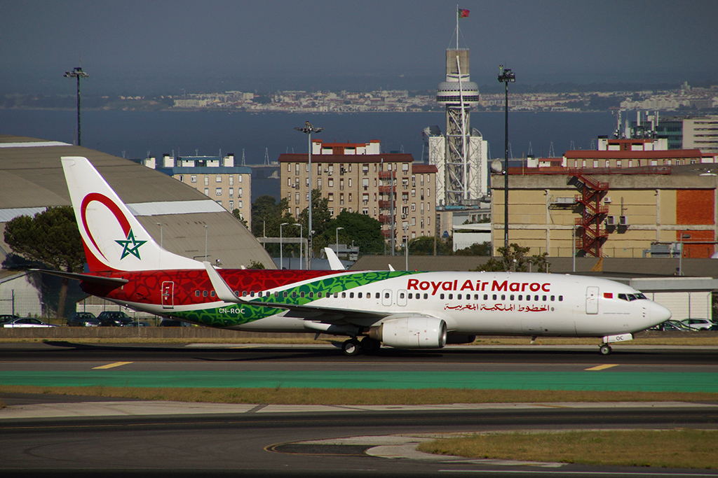 Boeing 737-800 da Royal Air Maroc em Lisboa (foto: Daniel R.Carneiro / DRC Imagem)