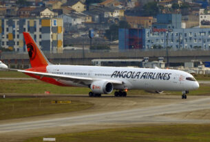 Boeing 787-10 da TAAG taxiando em Guarulhos (foto: Daniel R.Carneiro / DRC Imagem)