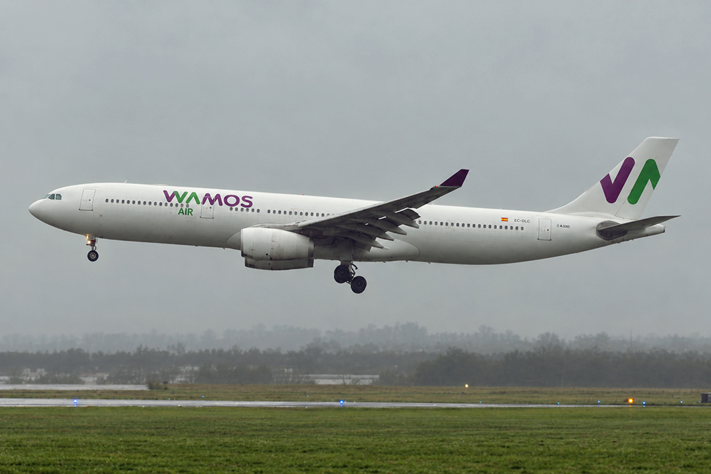 Airbus A330-300 da Wamos Air (foto: Daniel R.Carneiro / DRC Imagem)