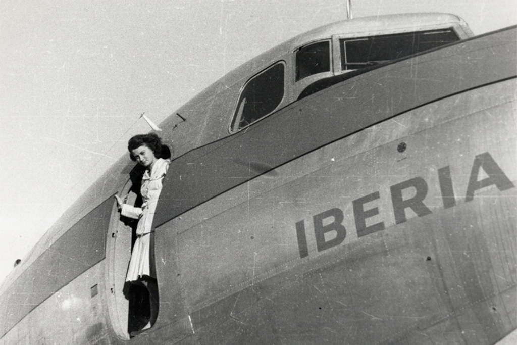 Iberia comemora o 80º aniversário das primeiras Tripulantes de Cabine de Passageiros na Espanha